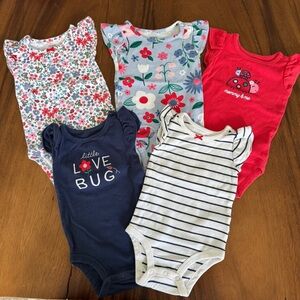 Carter’s Bundle of 5 Floral, Striped, Red, White and Blue Baby Bodysuits Size 6M
